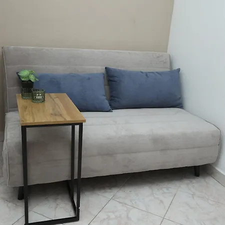 Cozy Retreat With Parking, Balconies & Garden Fireplace Apartment Pakostane
