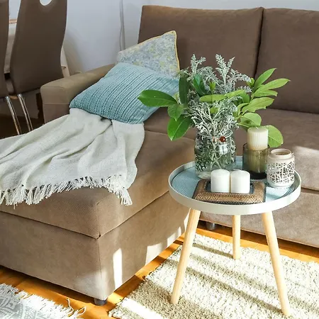 Cozy Retreat With Parking, Balconies & Garden Fireplace * Pakoštane